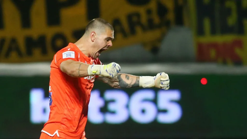 87 «STOP» από Κοτάρσκι! (pic)_667d48fe2612d.webp