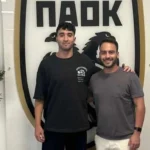 Η στιγμή των υπογραφών με Πιτσώτη! (pics)_66e4243b8294a.webp