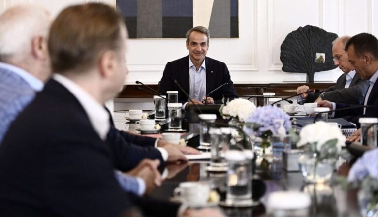 Κι όμως: Ο Μητσοτάκης τα βλέπει όλα καλά στο ποδόσφαιρο!_6725f51b5308f.jpeg