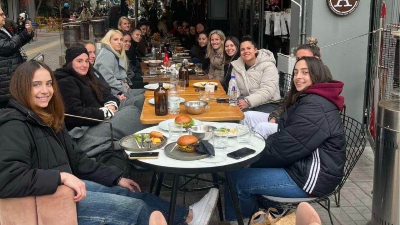 Κοπή πίτας με χαμόγελα για τις γυναίκες του ΠΑΟΚ_677c07280f120.jpeg