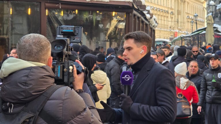 Η τηλεόραση της Ρουμανίας στον δρόμο για τους ΠΑΟΚτσήδες! (pics)_67b72c2e12eb1.jpeg