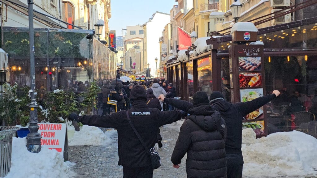 Πολύ ΠΑΟΚ και… Καρράς στο Βουκουρέστι! (videos)_67b73587e9cbb.jpeg