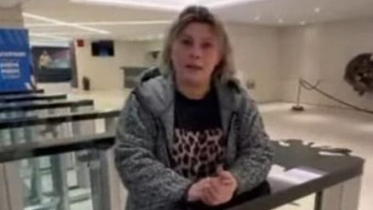 Αυθόρμητη ή βαλτή η συγγνώμη σε Ηλιόπουλο; (video)_67cb5f011ae9a.jpeg