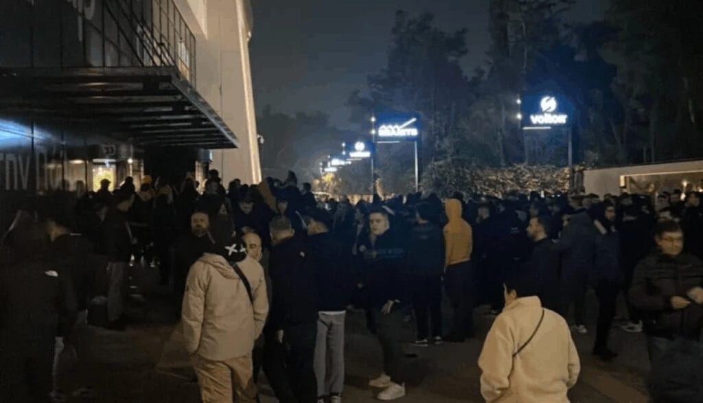 «Λαϊκά δικαστήρια» έξω από τη Νέα Φιλαδέλφεια (pic)_67c54f731a9b4.jpeg