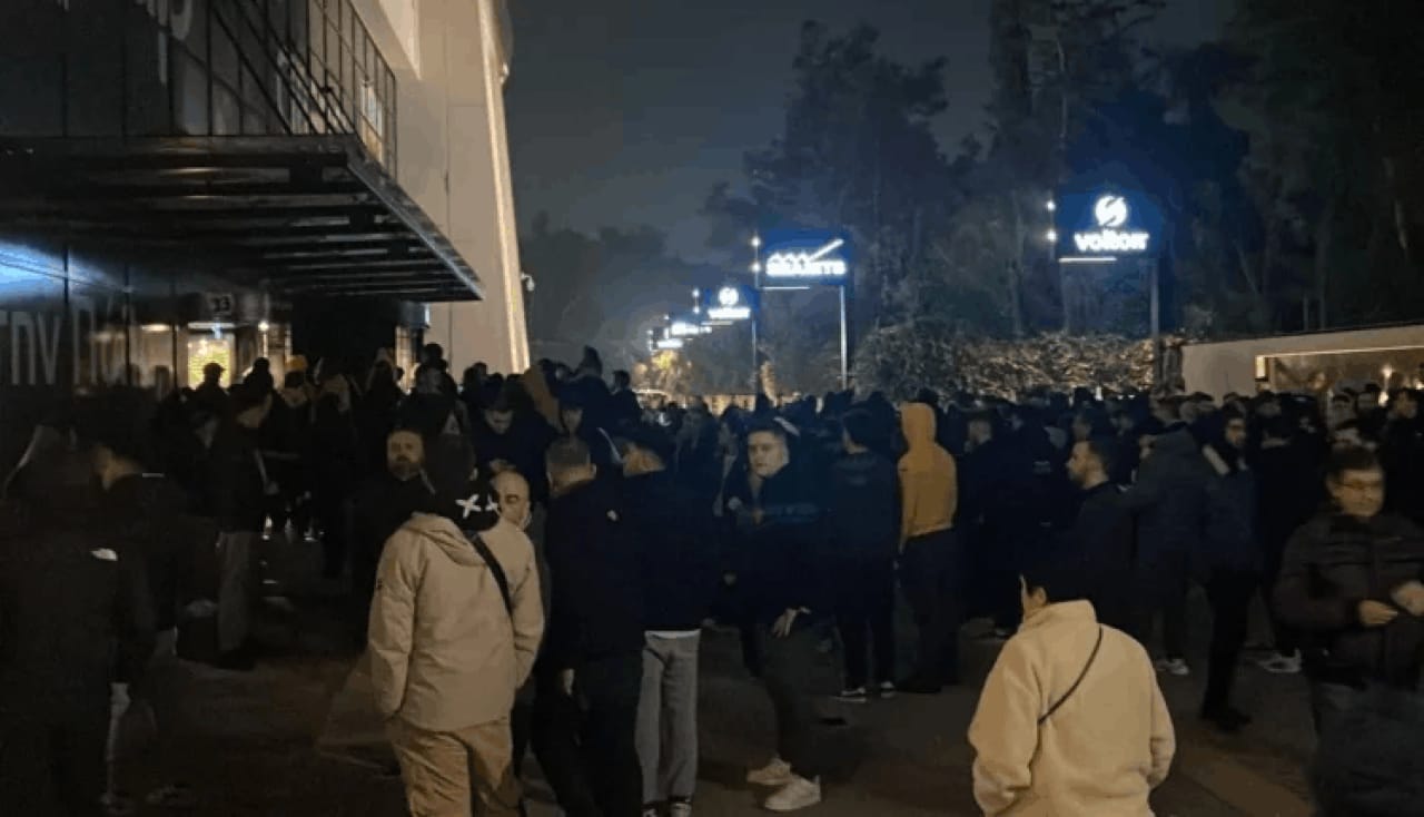 «Λαϊκά δικαστήρια» έξω από τη Νέα Φιλαδέλφεια (pic)_67c54f731a9b4.jpeg