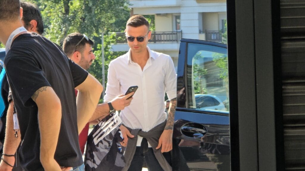 Ξανά στην Τούμπα ο Μπερμπάτοφ! (pics+video)_68405ef5e2608.jpeg
