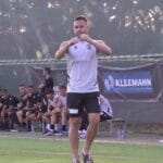 Δίπλα στην ομάδα ο κάπτεν (pic)_68723b0c4dc6b.jpeg
