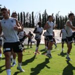 Τα «κλικ» της τελευταίας! (pics)_689c8722b09bf.jpeg