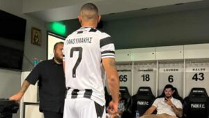 Το ασπρόμαυρο επτάρι του Γιακουμάκη!_689cd6d2dae1d.jpeg