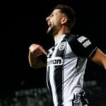 Ποντόλσκι: «Δεν θα ήθελα ποτέ τον Τσόλακ σε ομάδα μου»_68c2a8f3254cb.jpeg