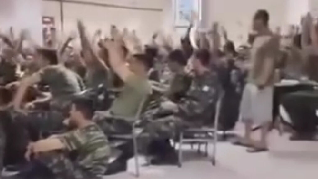 Το Κέντρο Νεοσυλλέκτων Θήβας έγινε… Τούμπα! (video)_68d655933f7a0.jpeg