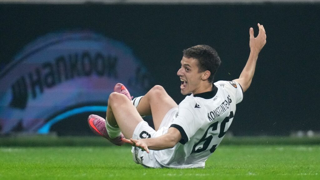 Ακόμα ένα βραβείο για τον… Μάγο! (videos)_6900f61c27632.jpeg