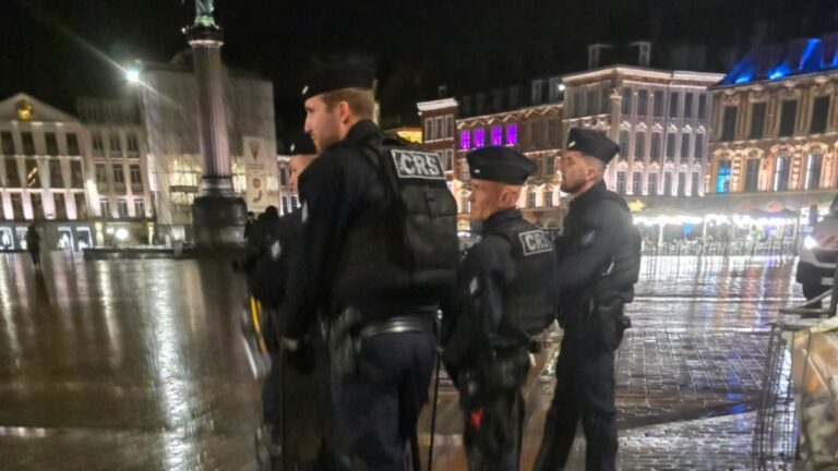 Αστυνομική παρουσία στη Λιλ (pic)_68f94306b696b.jpeg