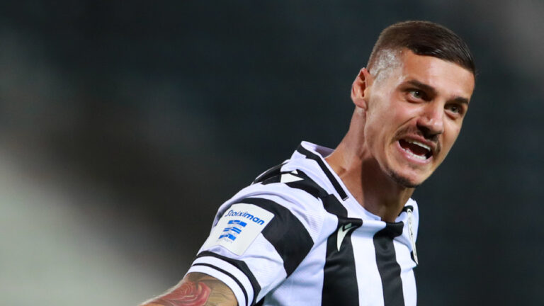 Έπιασε τις 100 ο Ντεσπόντοφ!_68f615b4c55b9.jpeg