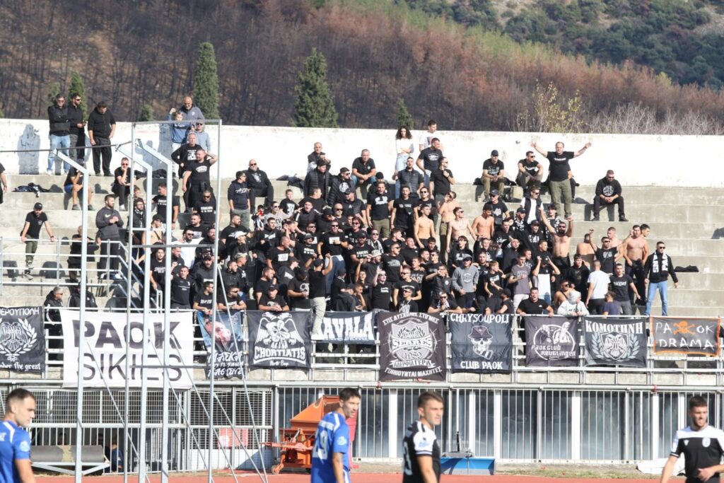Η Καβάλα έγινε… Τούμπα (pics)_68ebbaf1bba9a.jpeg