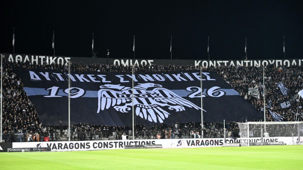 Η Τούμπα ήταν και πάλι καζάνι (pics)_68e2ec3edeabf.jpeg