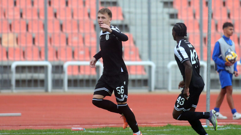 «Κάρφωσε» τον Ηρακλή ο Μύθου! (video)_68f37c25bd004.jpeg