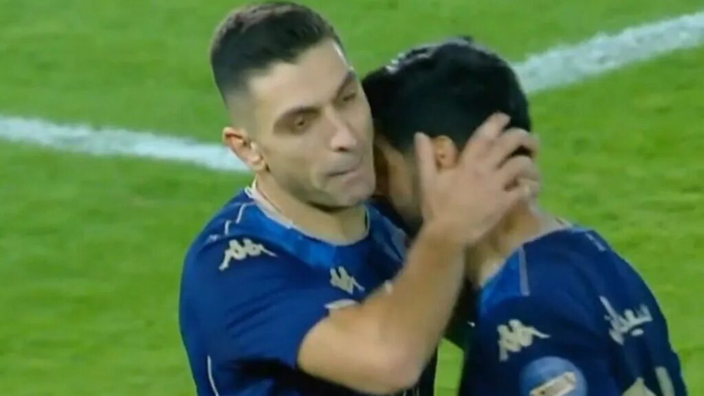Ο Κουλούρης πετάει φωτιές στην Αραβία (video)_68e031cde4a52.jpeg
