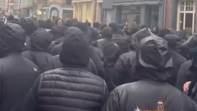 Οι ΠΑΟΚτσήδες βάφουν τη Λιλ «ασπρόμαυρη» (videos)_68fa2fbfb0ff4.jpeg