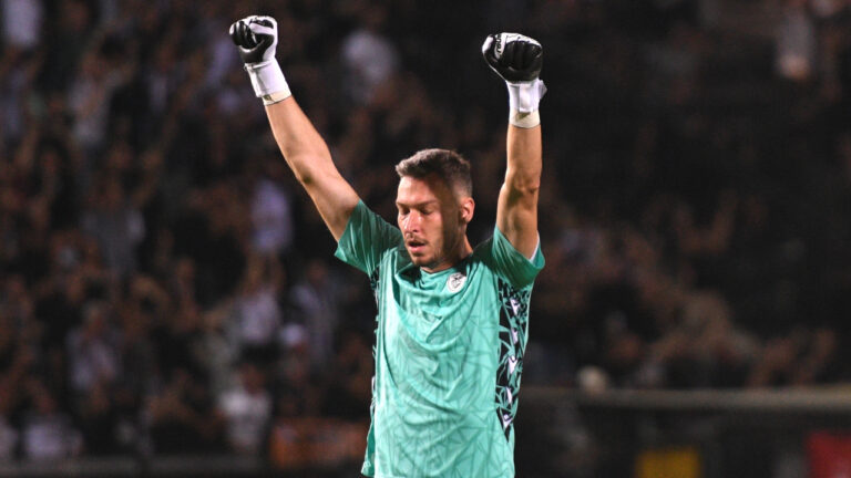 To… back to back του Παβλένκα! (video)_68f79613c1374.jpeg