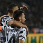 Η… σκληρή απάντηση στις σημαίες! (pics+video)_6936be48982c0.jpeg