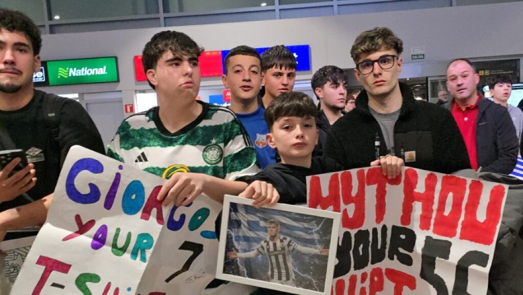 Απίθανη υποδοχή στον ΠΑΟΚ στο Βίγκο! (pics + video)_699e0c9bb1ac3.jpeg