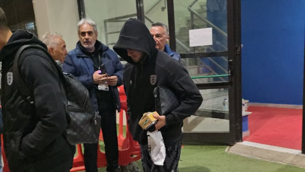 Αποχώρησαν με σκυμμένα κεφάλια οι παίκτες του ΠΑΟΚ (video)_69ed38e35e17b.jpeg