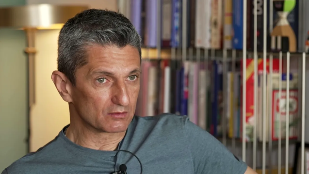 Λουτσέσκου για Σαββίδη: «Με θεωρεί μέλος της οικογένειάς του, του οφείλω τα πάντα»_69f07c8b0fa43.png