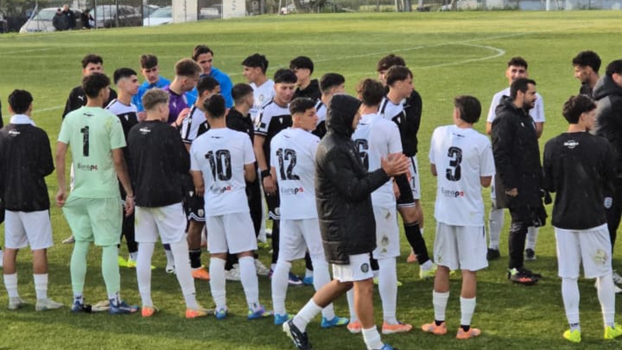 Το pasillo των παικτών του ΟΦΗ στην Κ19 του ΠΑΟΚ (video)_69f626256d8d3.jpeg