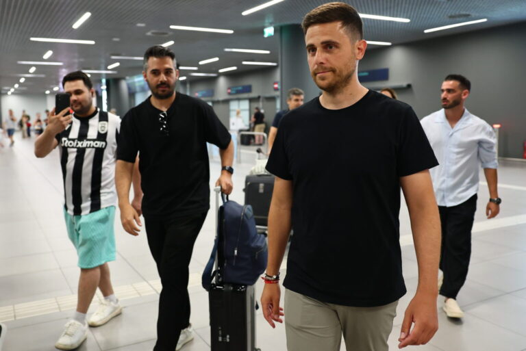 «Ασπρόμαυρος» και με τη βούλα ο Λίσι! (video)_6a394f3037bbe.jpeg