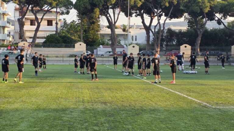 Το μεγάλο «ασπρόμαυρο» camp στην Κω (video)_6a418455a1c9f.jpeg