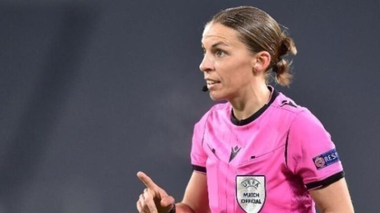 Υπεύθυνη διαιτησίας της UEFA η Στέφανι Φραπάρ_6a3d6f12e24f0.jpeg