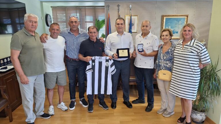 Επισκέφθηκαν τον δήμαρχο Καλαμάτας οι Βετεράνοι του ΠΑΟΚ_6a4564e96e1b8.jpeg