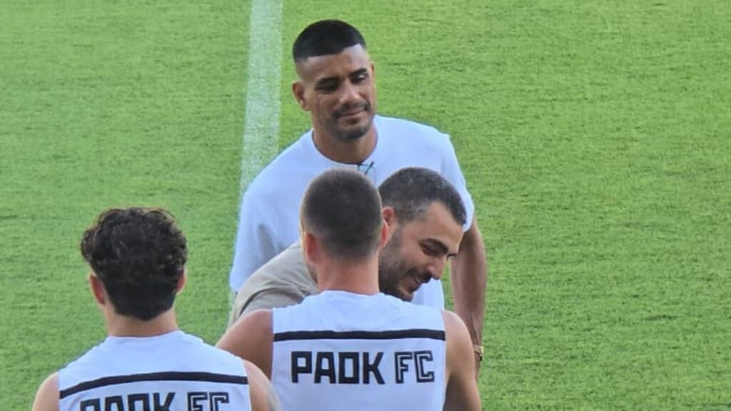 Η αγκαλιά του Νίκου Σαββίδη με τον Αντρίγια Ζίβκοβιτς (video)_6a6a264f5cee0.jpeg