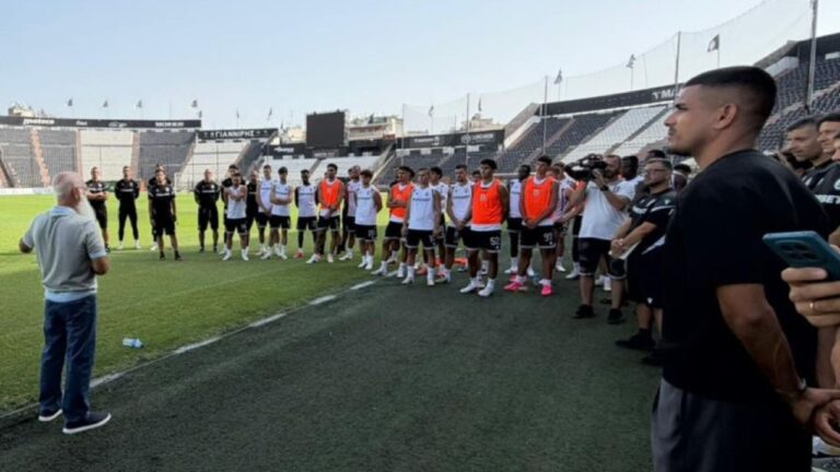 Η ομιλία Σαββίδη στους παίκτες του ΠΑΟΚ (pics)_6a9303d238b7e.jpeg