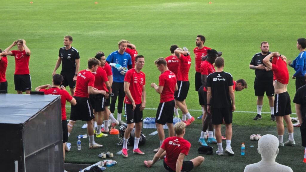 Η πρόβα της Μπραν στην Τούμπα (pics)_6a85dcd6147bf.jpeg