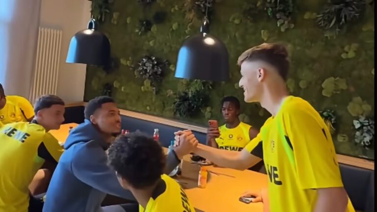 Ο Κωνσταντέλιας γνώρισε την Ντόρτμουντ (video)_6a88315ab37b2.jpeg